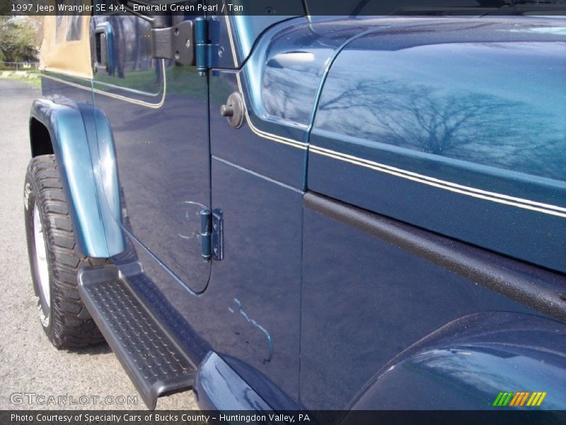 Emerald Green Pearl / Tan 1997 Jeep Wrangler SE 4x4