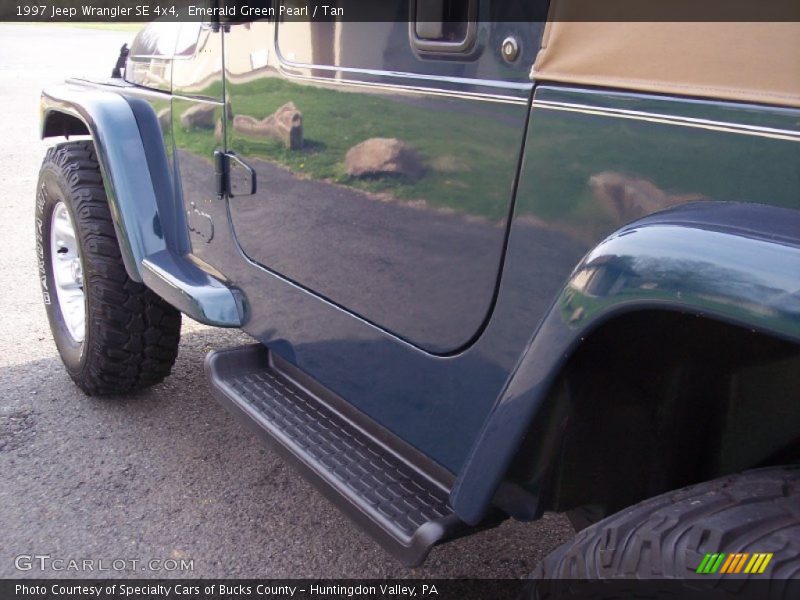 Emerald Green Pearl / Tan 1997 Jeep Wrangler SE 4x4