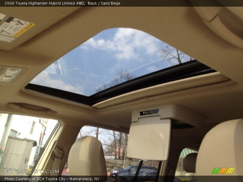 Black / Sand Beige 2009 Toyota Highlander Hybrid Limited 4WD