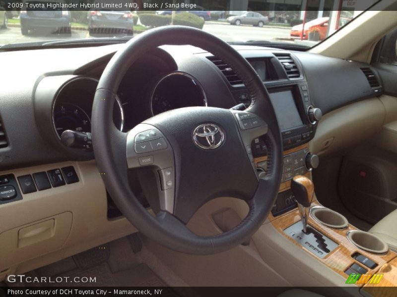 Black / Sand Beige 2009 Toyota Highlander Hybrid Limited 4WD