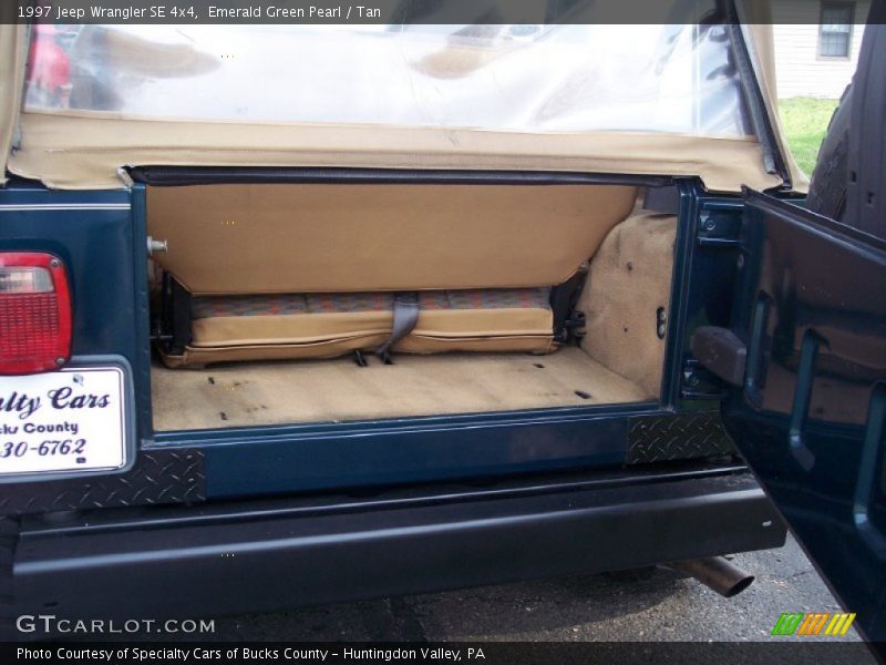 Emerald Green Pearl / Tan 1997 Jeep Wrangler SE 4x4