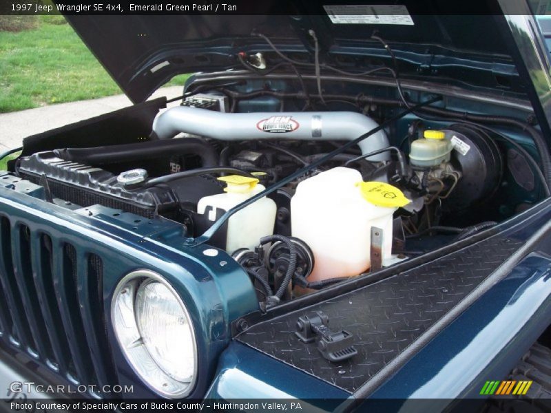 Emerald Green Pearl / Tan 1997 Jeep Wrangler SE 4x4