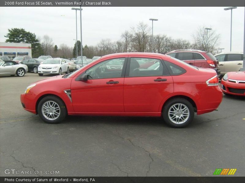 Vermillion Red / Charcoal Black 2008 Ford Focus SE Sedan