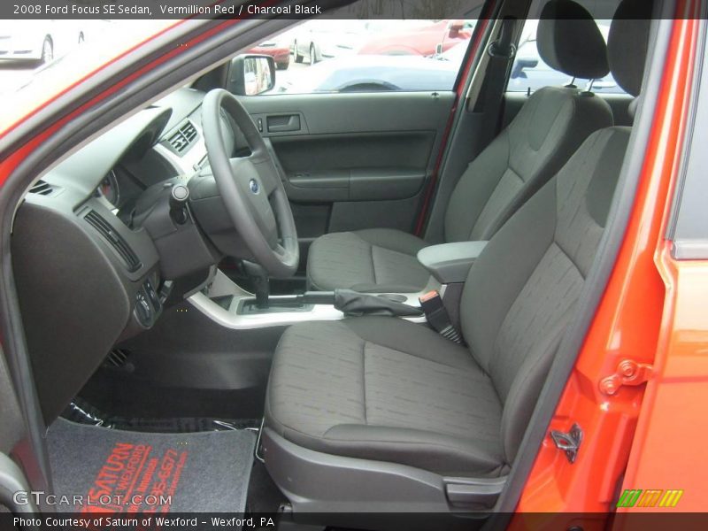 Vermillion Red / Charcoal Black 2008 Ford Focus SE Sedan