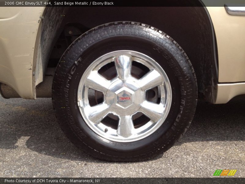 Sand Beige Metallic / Ebony Black 2006 GMC Envoy SLT 4x4