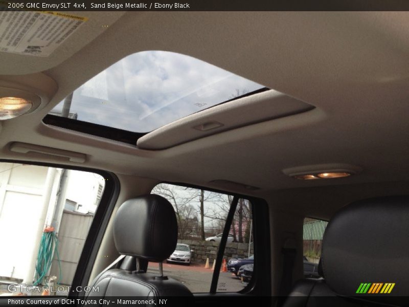 Sand Beige Metallic / Ebony Black 2006 GMC Envoy SLT 4x4