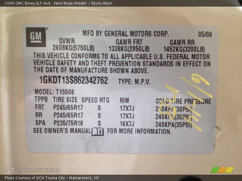Sand Beige Metallic / Ebony Black 2006 GMC Envoy SLT 4x4