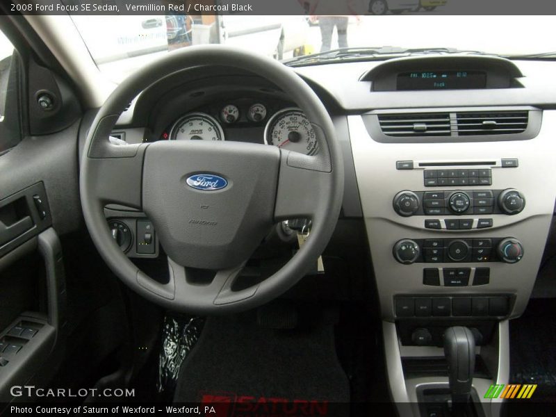 Vermillion Red / Charcoal Black 2008 Ford Focus SE Sedan