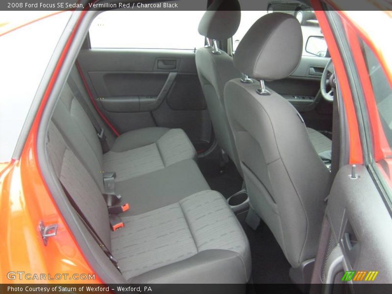 Vermillion Red / Charcoal Black 2008 Ford Focus SE Sedan