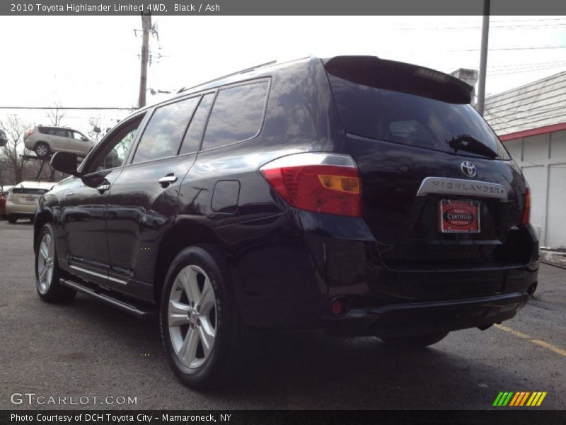 Black / Ash 2010 Toyota Highlander Limited 4WD
