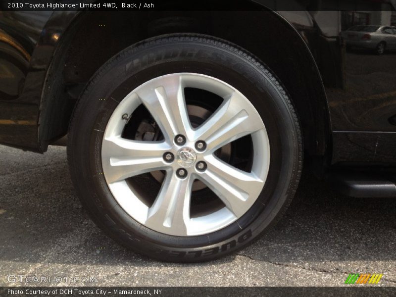 Black / Ash 2010 Toyota Highlander Limited 4WD