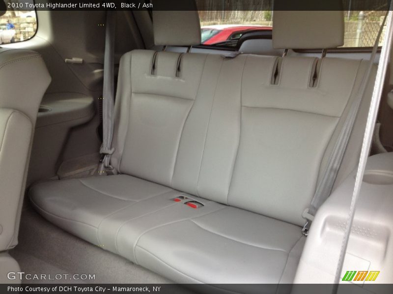 Black / Ash 2010 Toyota Highlander Limited 4WD