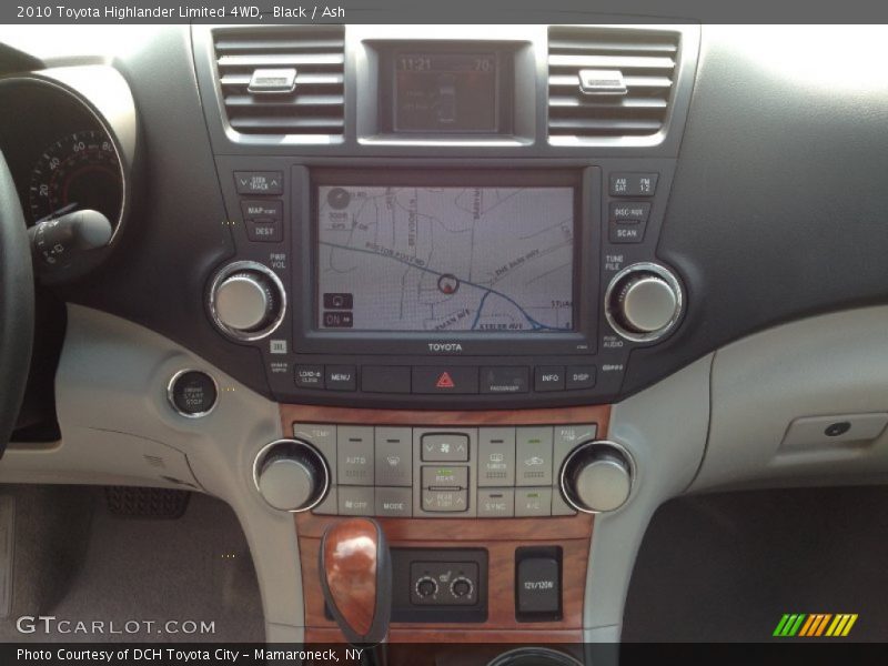 Black / Ash 2010 Toyota Highlander Limited 4WD