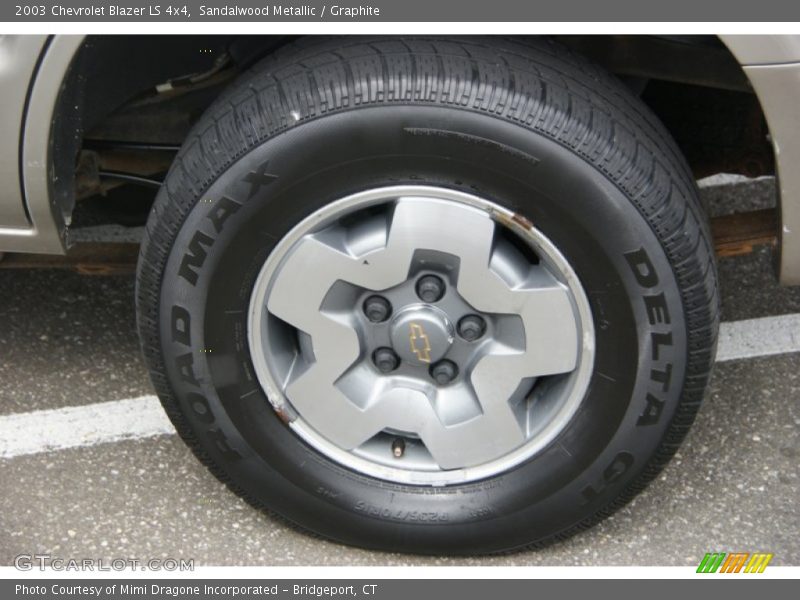 Sandalwood Metallic / Graphite 2003 Chevrolet Blazer LS 4x4