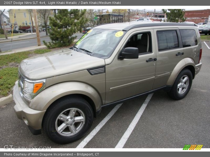 Light Khaki Metallic / Dark Khaki/Medium Khaki 2007 Dodge Nitro SLT 4x4