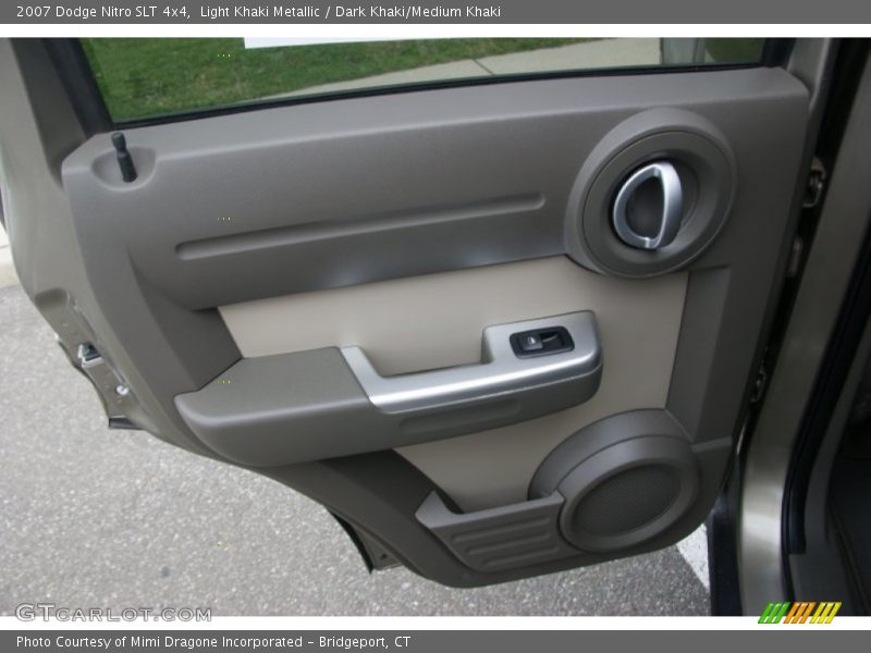 Light Khaki Metallic / Dark Khaki/Medium Khaki 2007 Dodge Nitro SLT 4x4