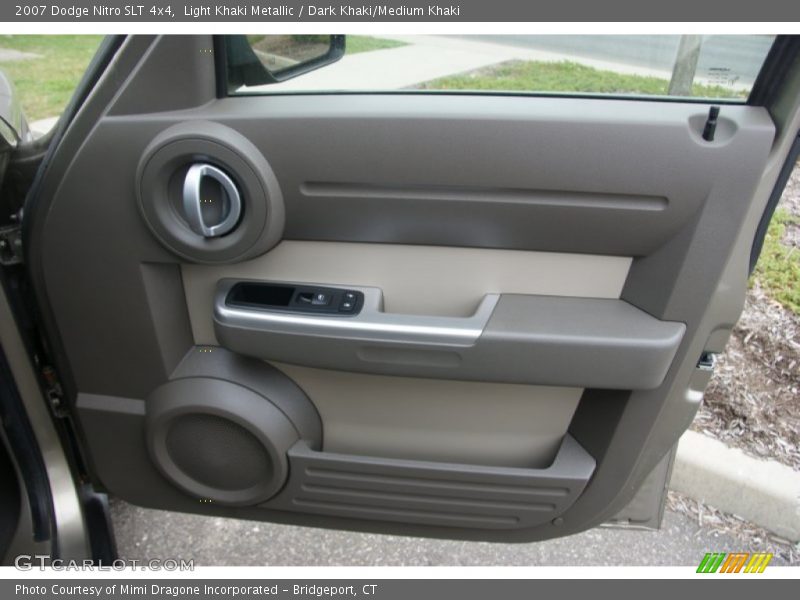 Light Khaki Metallic / Dark Khaki/Medium Khaki 2007 Dodge Nitro SLT 4x4