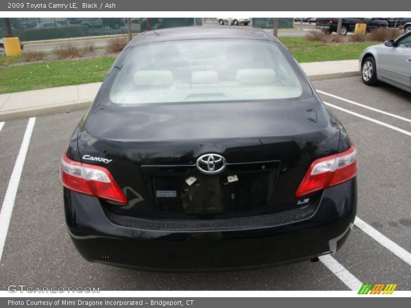 Black / Ash 2009 Toyota Camry LE