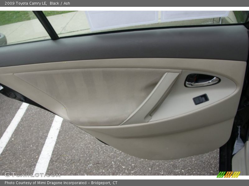 Black / Ash 2009 Toyota Camry LE