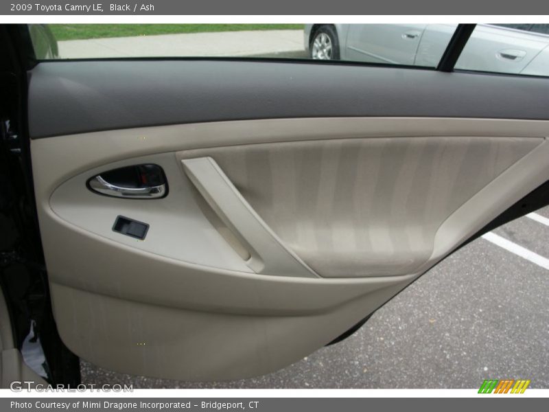 Black / Ash 2009 Toyota Camry LE