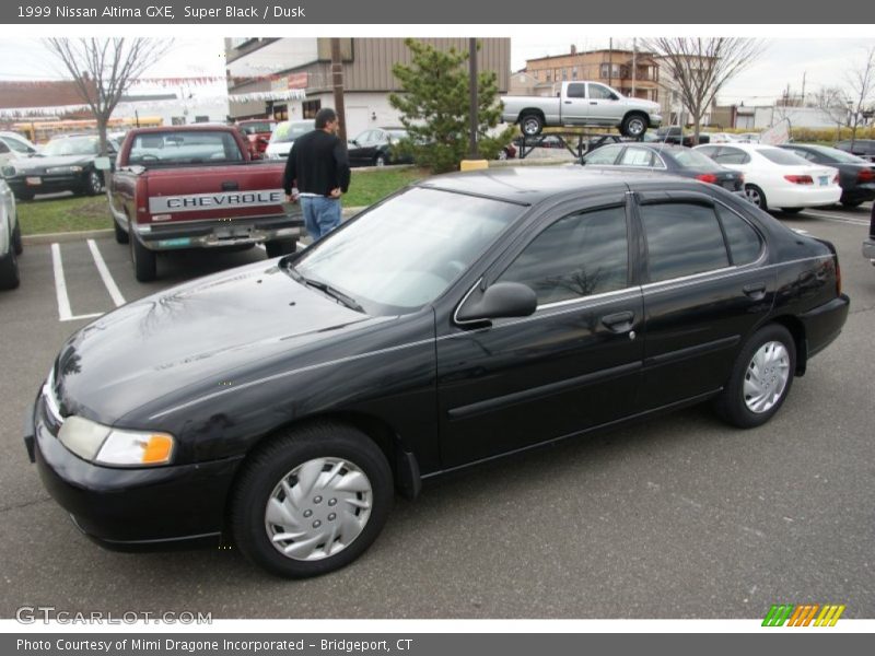 Super Black / Dusk 1999 Nissan Altima GXE
