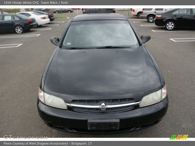 Super Black / Dusk 1999 Nissan Altima GXE