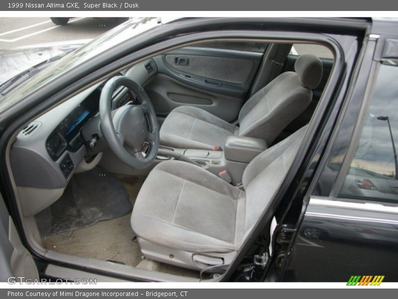 Super Black / Dusk 1999 Nissan Altima GXE