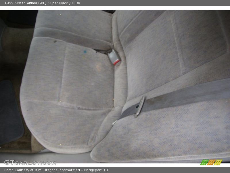 Super Black / Dusk 1999 Nissan Altima GXE