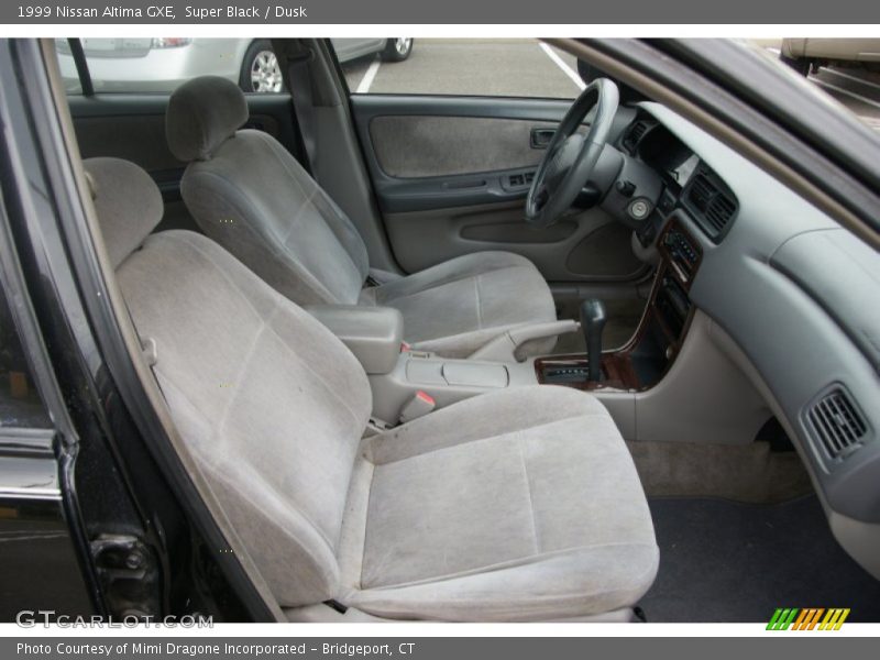 Super Black / Dusk 1999 Nissan Altima GXE