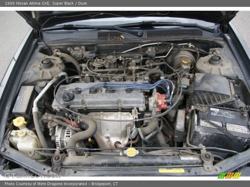 Super Black / Dusk 1999 Nissan Altima GXE