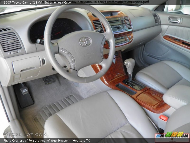 Super White / Gray 2005 Toyota Camry XLE V6
