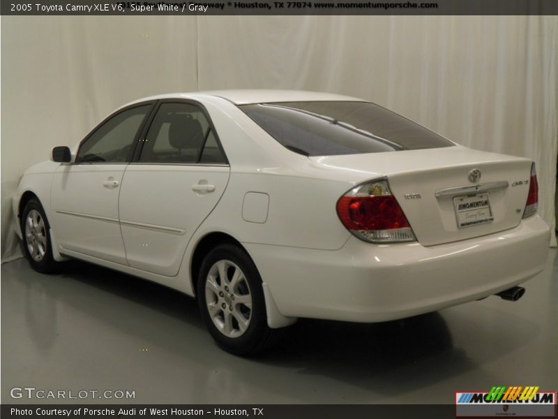 Super White / Gray 2005 Toyota Camry XLE V6