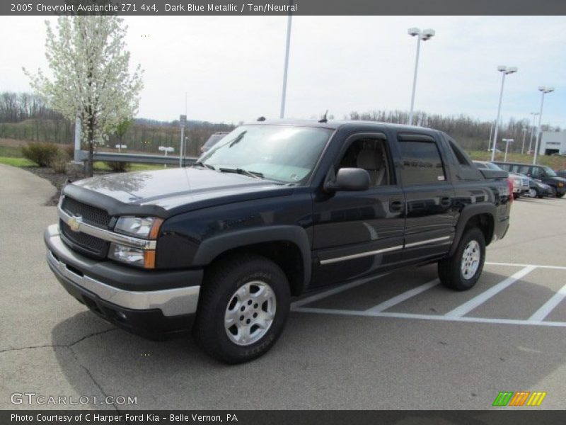 Dark Blue Metallic / Tan/Neutral 2005 Chevrolet Avalanche Z71 4x4