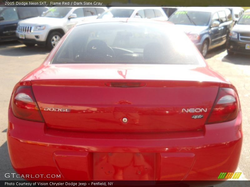 Flame Red / Dark Slate Gray 2005 Dodge Neon SXT