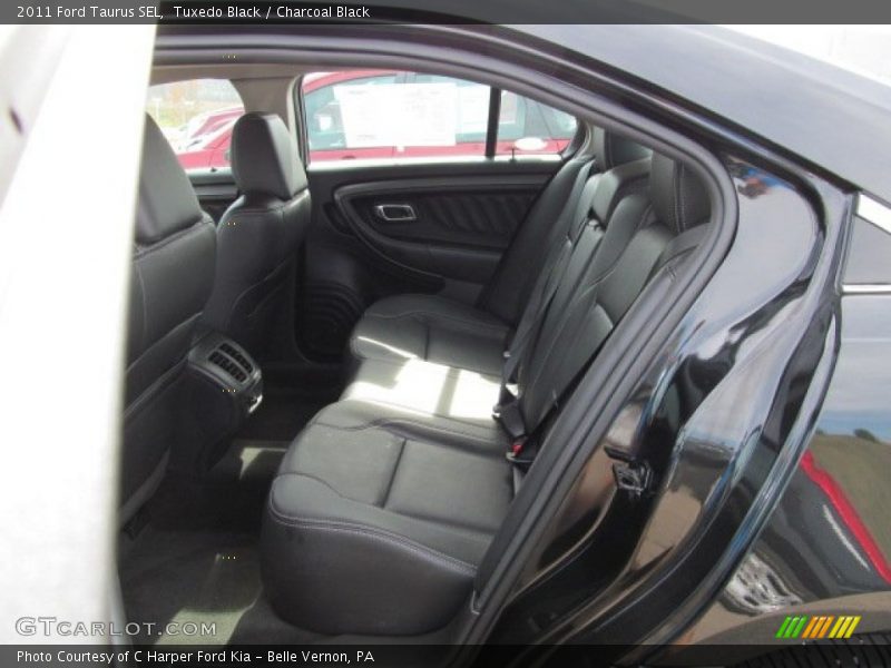Tuxedo Black / Charcoal Black 2011 Ford Taurus SEL
