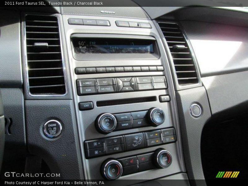 Tuxedo Black / Charcoal Black 2011 Ford Taurus SEL