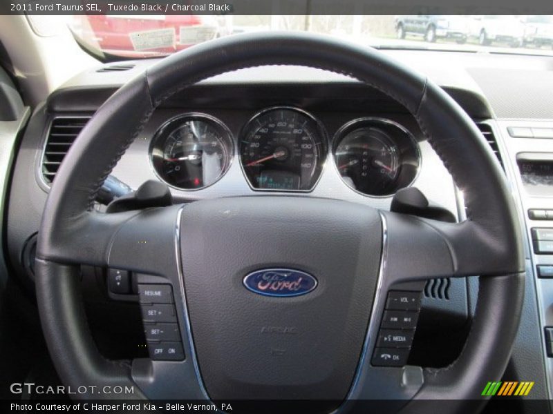 Tuxedo Black / Charcoal Black 2011 Ford Taurus SEL