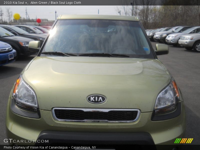 Alien Green / Black Soul Logo Cloth 2010 Kia Soul +