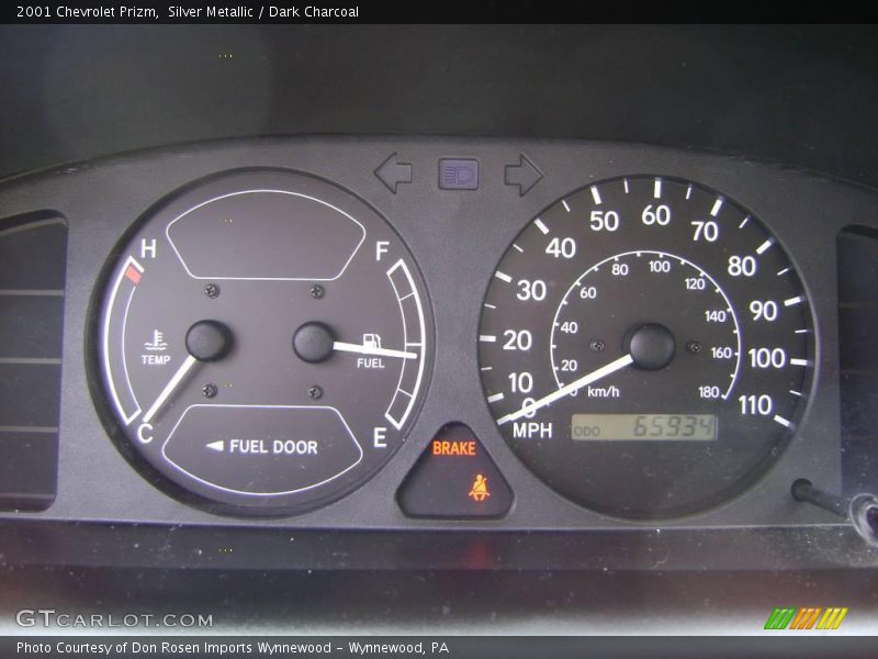Silver Metallic / Dark Charcoal 2001 Chevrolet Prizm