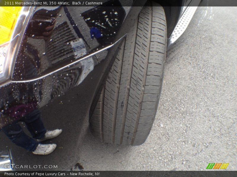 Black / Cashmere 2011 Mercedes-Benz ML 350 4Matic