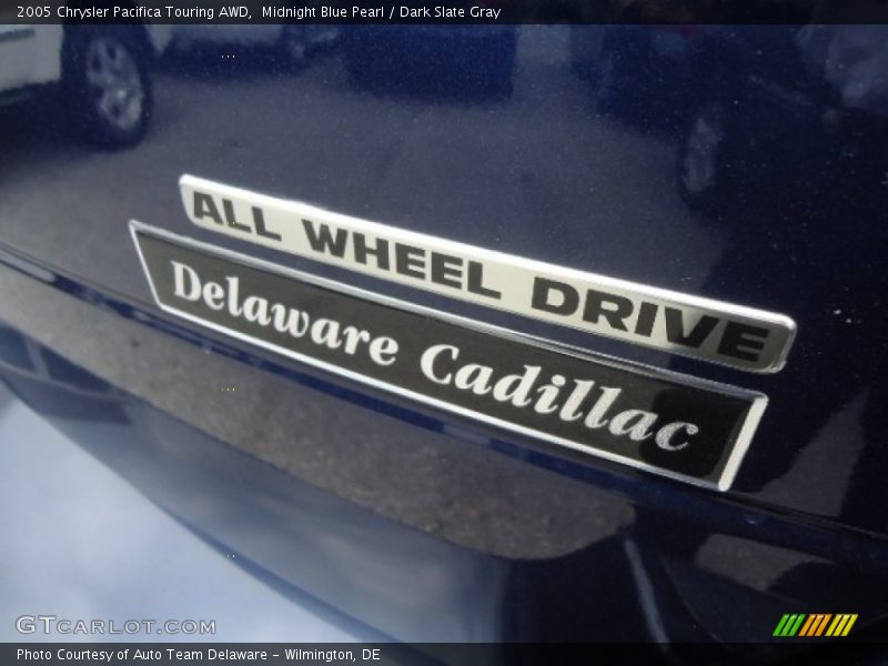 Midnight Blue Pearl / Dark Slate Gray 2005 Chrysler Pacifica Touring AWD