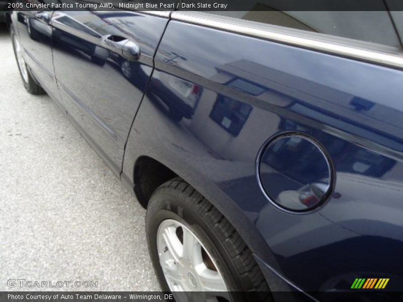 Midnight Blue Pearl / Dark Slate Gray 2005 Chrysler Pacifica Touring AWD