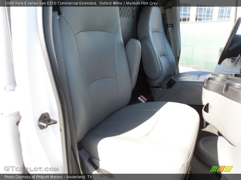 Oxford White / Medium Flint Grey 2006 Ford E Series Van E350 Commercial Extended