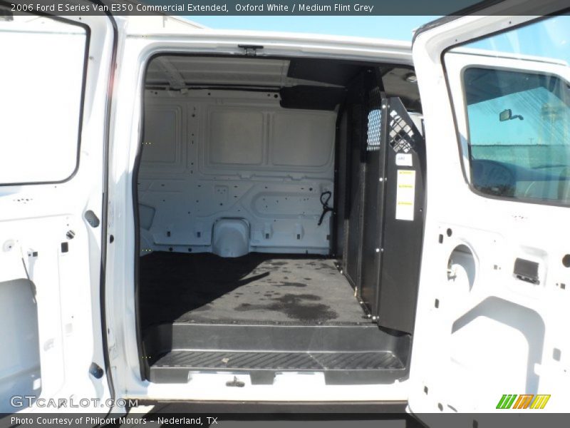 Oxford White / Medium Flint Grey 2006 Ford E Series Van E350 Commercial Extended