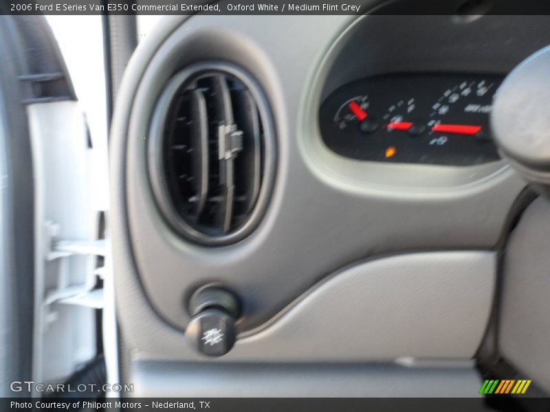 Oxford White / Medium Flint Grey 2006 Ford E Series Van E350 Commercial Extended