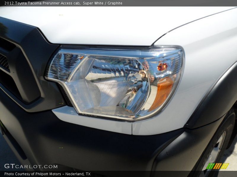 Super White / Graphite 2012 Toyota Tacoma Prerunner Access cab