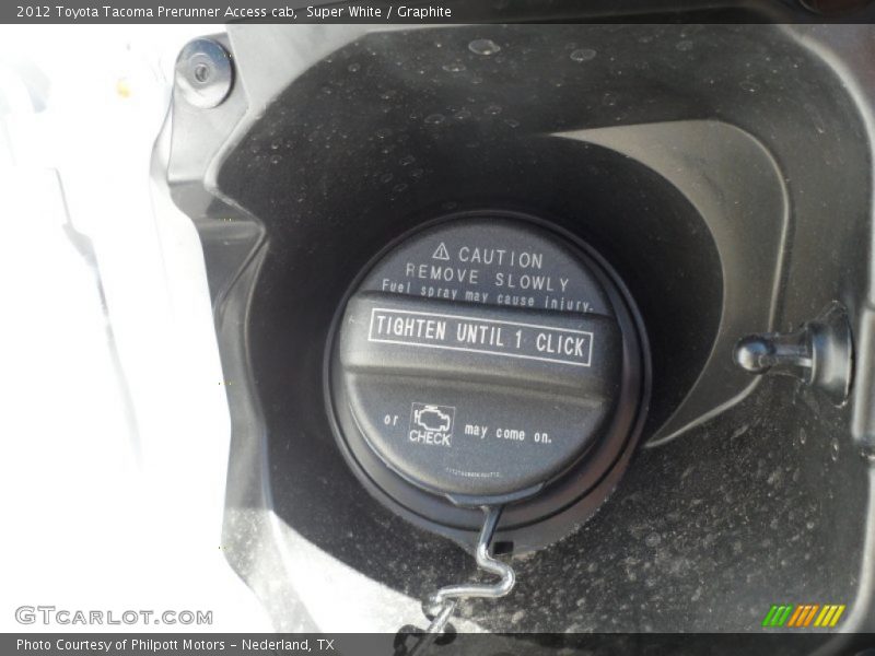 Super White / Graphite 2012 Toyota Tacoma Prerunner Access cab