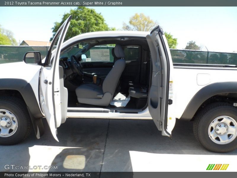 Super White / Graphite 2012 Toyota Tacoma Prerunner Access cab