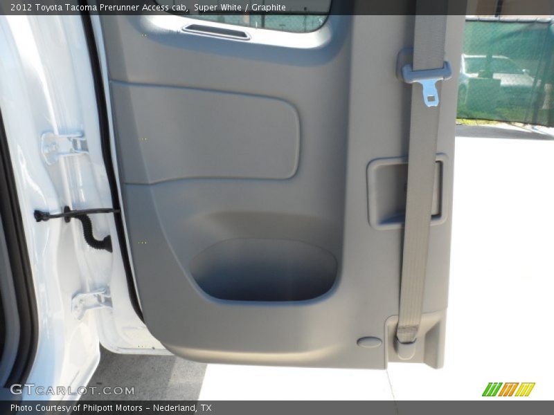 Super White / Graphite 2012 Toyota Tacoma Prerunner Access cab