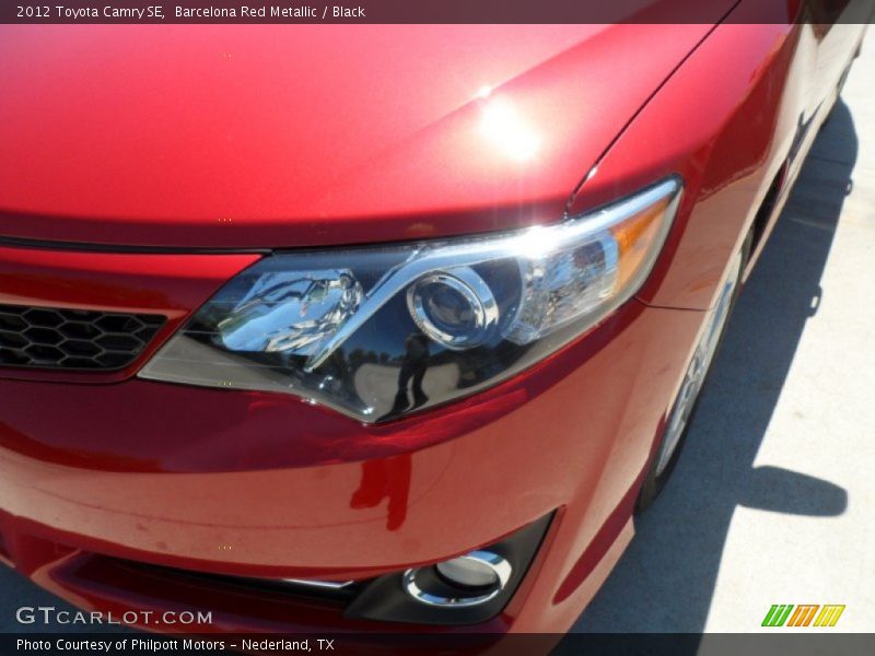 Barcelona Red Metallic / Black 2012 Toyota Camry SE